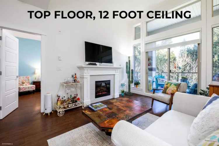 Edgewater 1-Bed Penthouse with 12-ft Ceilings and Treetop Views