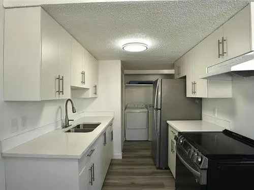 Fully Renovated Townhouse 3 Bedrooms Edmonton Alberta