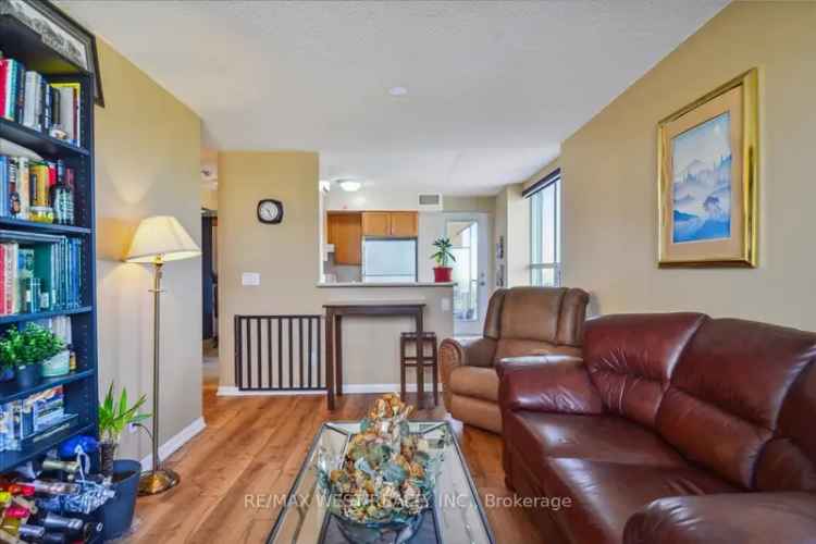 Rent Beautifully Updated 2 Bedroom Condo in Lakeshore Area