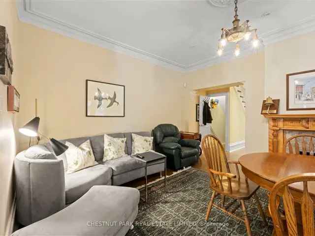 Yorkville Executive Rental: 1878 Renovated Heritage Home