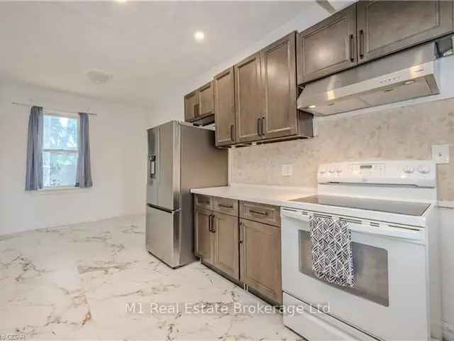 House For Sale in Guelph, Ontario