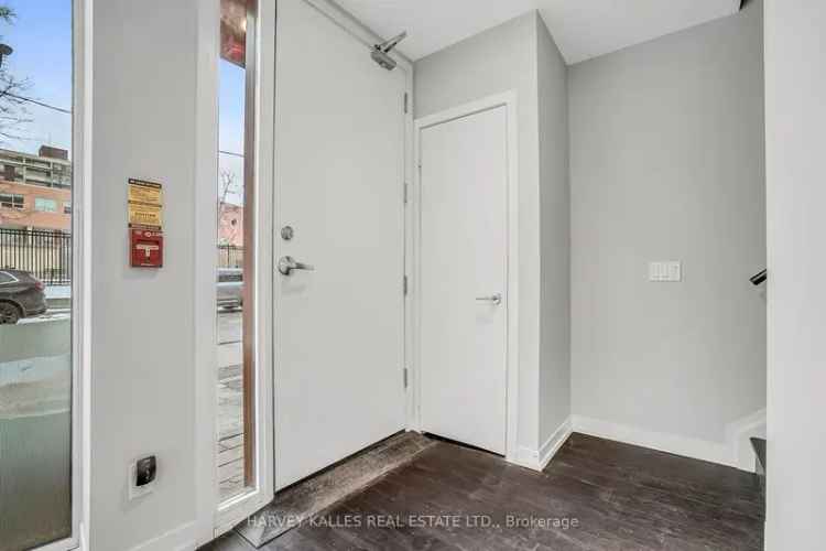 Axis Residences End Unit Townhome 3 1 Bedroom 3 Bath Parking Locker