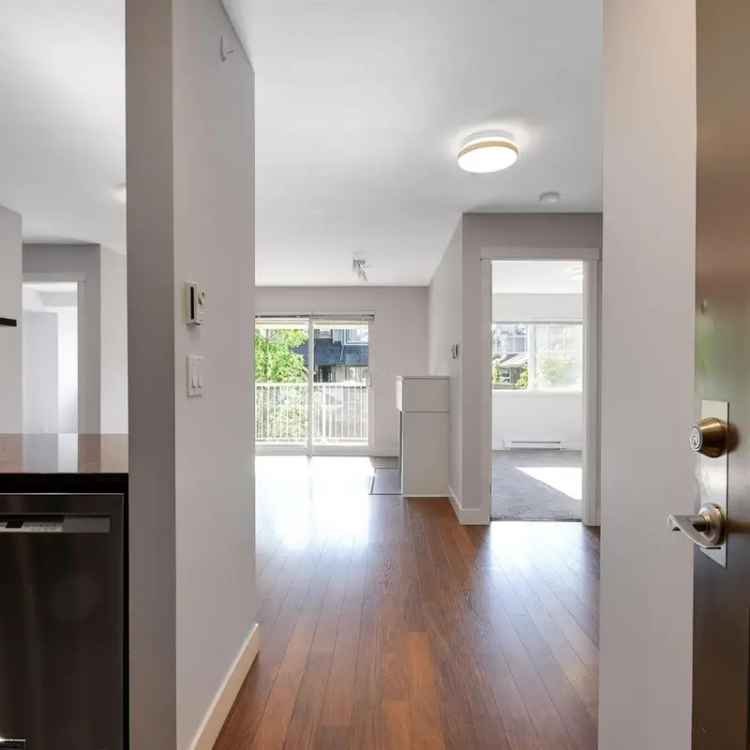 2 Bed 2 Bath Condo for Sale in Clayton