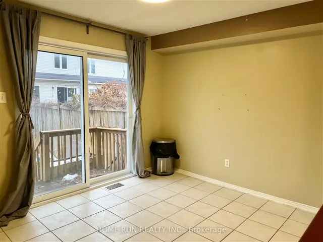 2000 Sq Ft End Unit Townhome in Barrhaven Family Neighbourhood