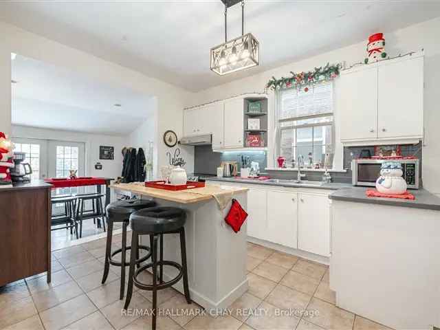 House For Sale in Toronto, Ontario