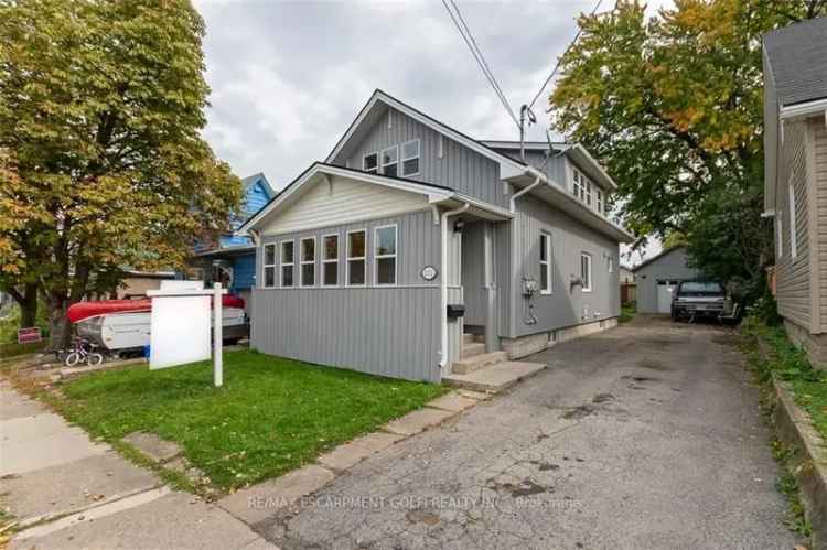 House For Sale in Thorold, Ontario