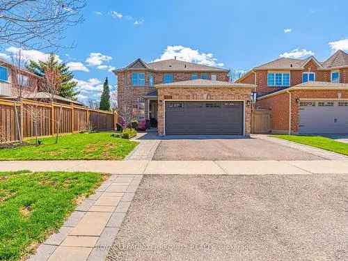 Erin Mills 4-Bed 3-Bath Home with In-Ground Pool