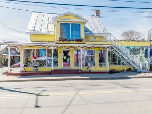 Commercial Building Office for Sale Montérégie
