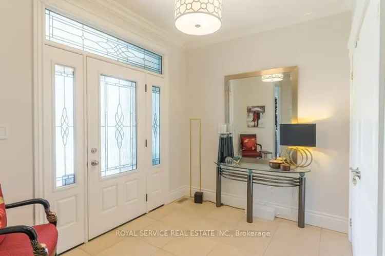 Luxury 3+2 Bedroom Home in Rural Cobourg