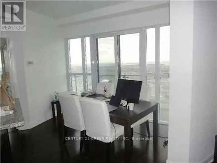 Buy apartment in world famous Marilyn Monroe Tower with magnificent view