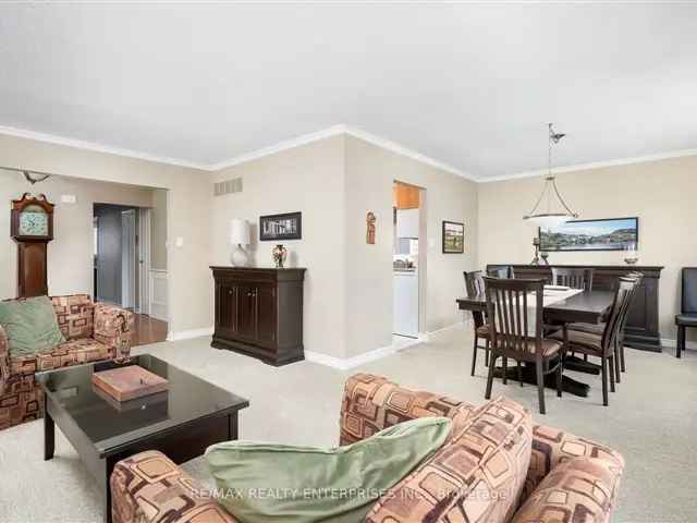 Charming 3 1 Bedroom Detached Home in Meadowvale