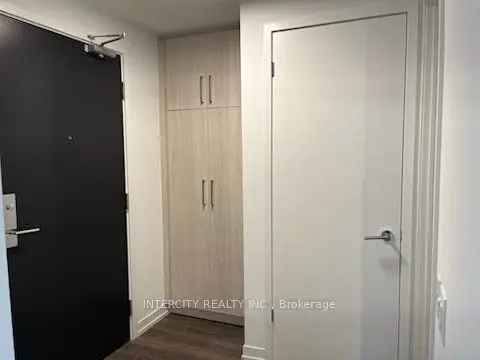 Monza Condos 2-Bedroom - St Clair West Toronto