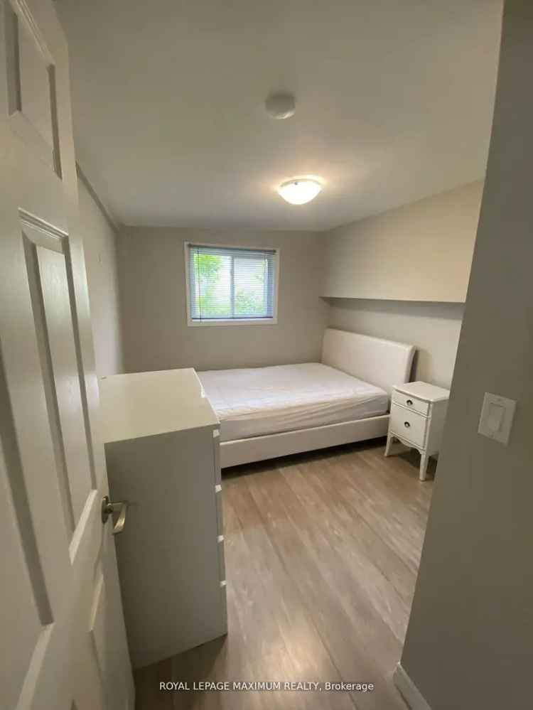 Family Home 1800 sq ft 360 First Ave Renovated Kitchen In-law Suite