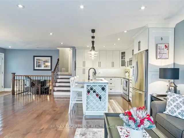 House For Sale in Brampton, Ontario