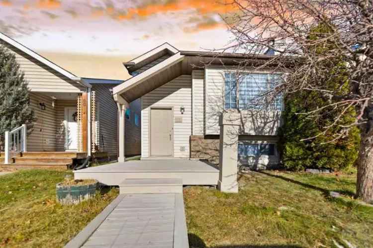 House For Rent in Calgary, Alberta