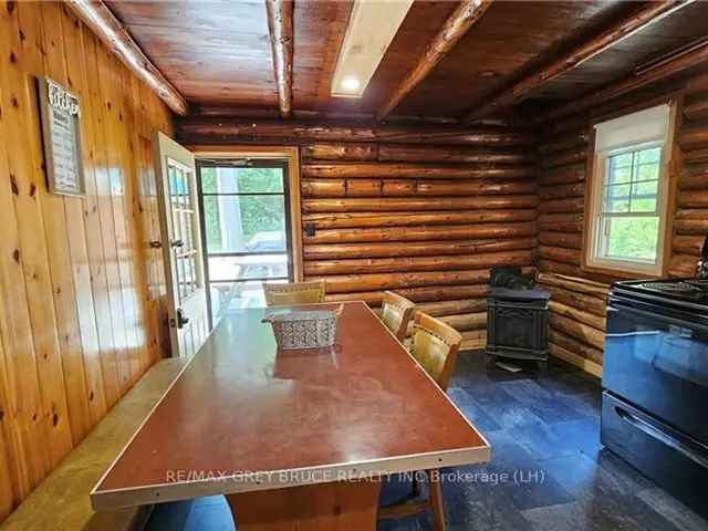 House For Sale in Municipality of Northern Bruce Peninsula, Ontario