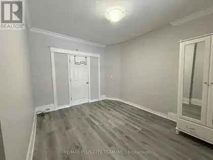 2 rooms apartment of 124 m² in Toronto