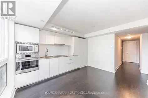 1 room apartment of 70 m² in Toronto