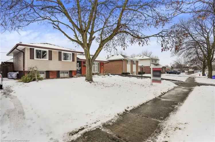 Burlington Mountainside 3-Bedroom Home with Backyard Oasis and Detached Garage