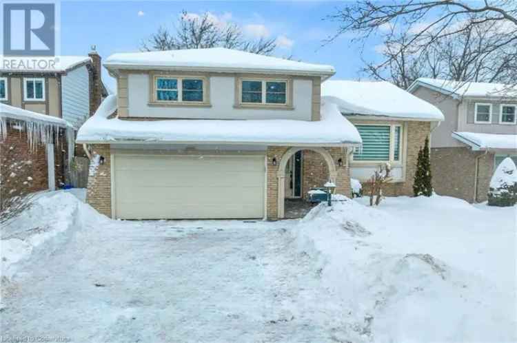 Spacious Sidesplit in Kitchener - 4 Beds, 2.5 Baths, Finished Basement