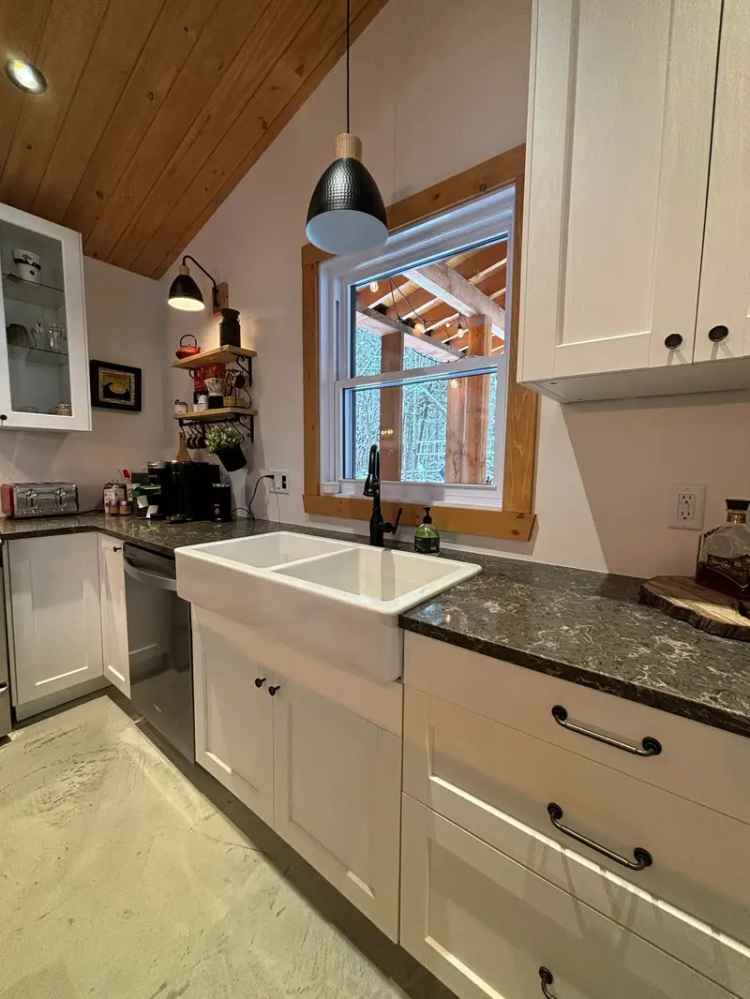 House For Rent in Lac-Superieur, Quebec