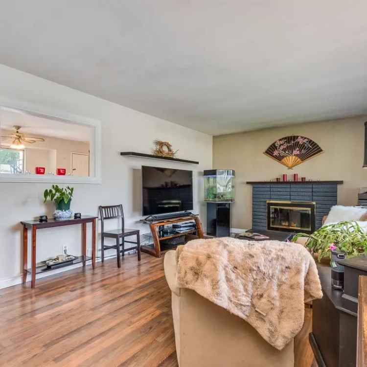 Scottsdale Ranch Home 3 Bed 1 Bath 1093 sq ft