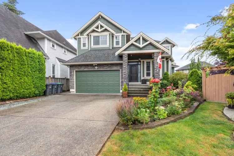 17430 0A Avenue Surrey House for Sale