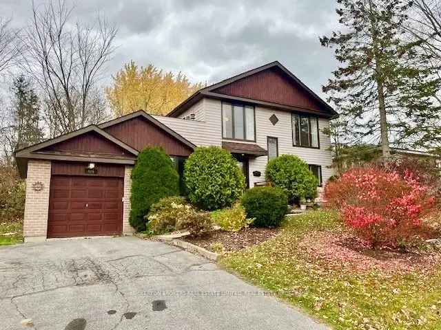 House For Sale in Gananoque, Ontario