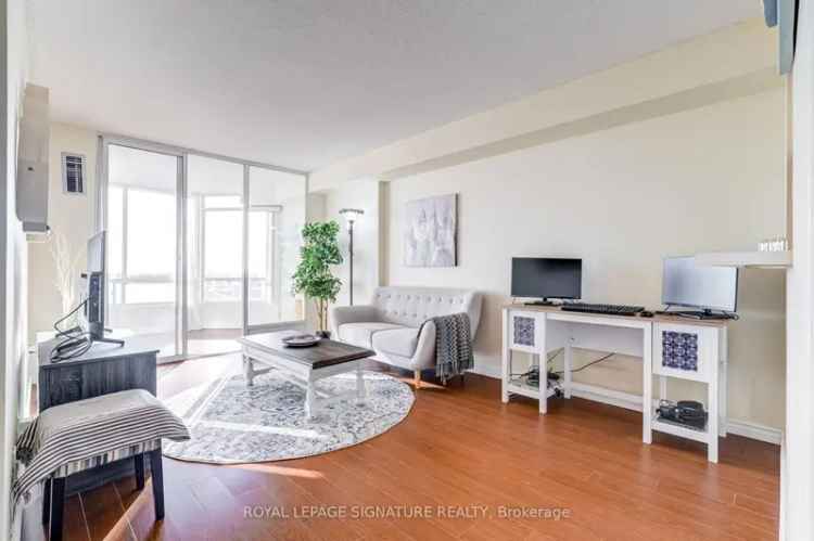 Bright Suite near Bramalea City Centre Resort Style Amenities