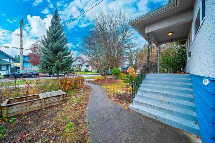 454 KELLY Street in New Westminster: Sapperton House for sale : MLS®# R2949748