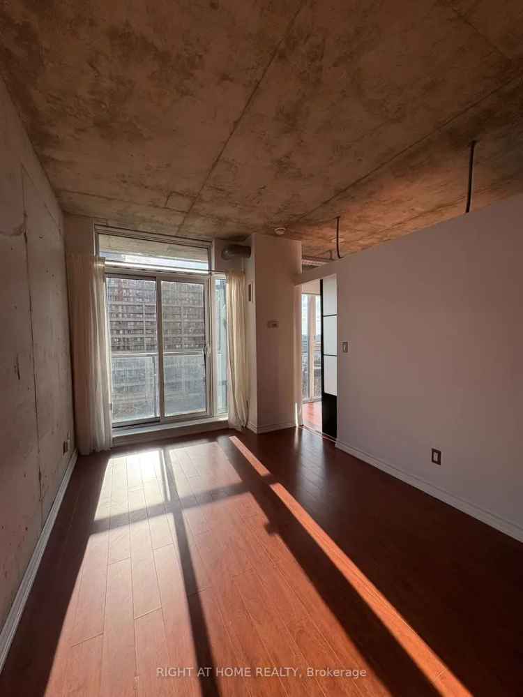 Condo For Rent in Toronto, Ontario