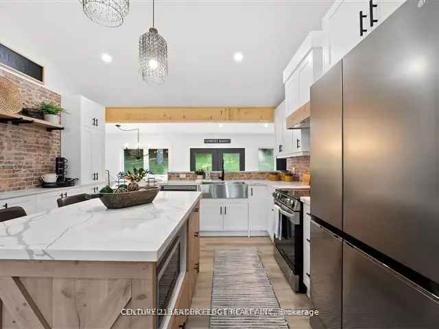 House For Sale in Hastings Highlands, Ontario