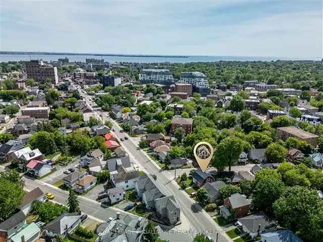 House For Sale in Kingston, Ontario