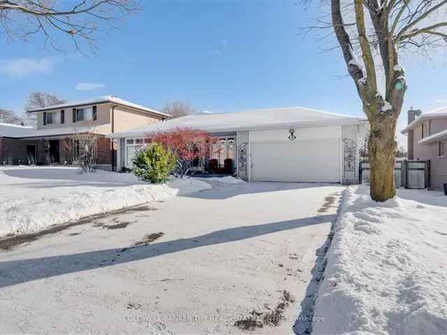 House For Sale in 9, Bellevue Crescent, Barrie, Ontario