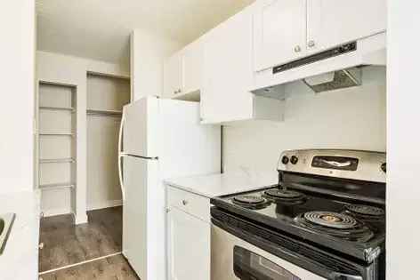 1 room apartment of 43 m² in Edmonton