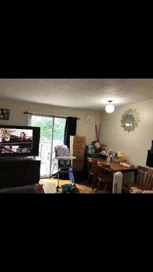 Rent Cozy 2 Bedroom Apartment in Townsite with Hardwood Floors