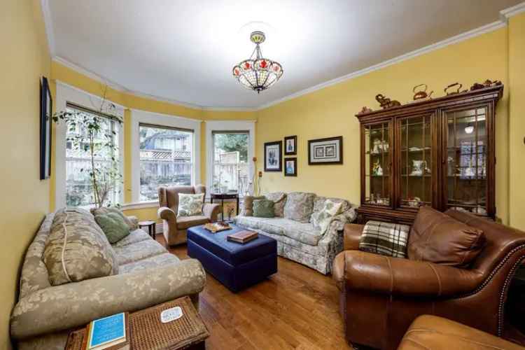 145 E Kings Road Upper Lonsdale House for Sale