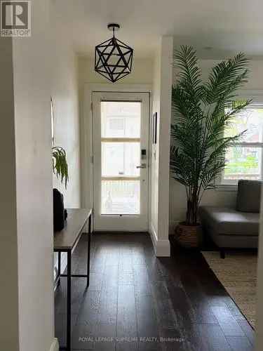 3 1 Bedroom House Toronto East End Family Home Renovated