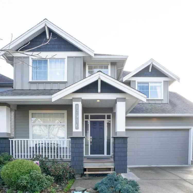 Provinceton Family Home: Modern Kitchen, 3 Beds, Finished Basement