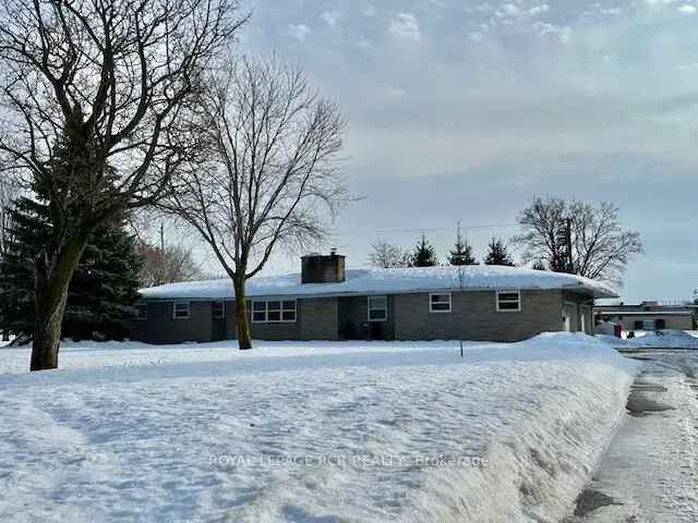 House For Sale in Hanover, Ontario