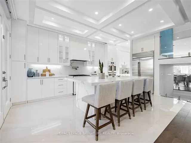 Luxury 4+1 Bedroom Detached Home in Mississauga Lakeview