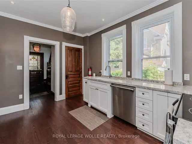 House For Sale in Kitchener, Ontario