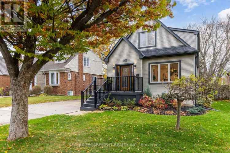 Luxury Stoney Creek Home with Inground Pool and Separate Suite