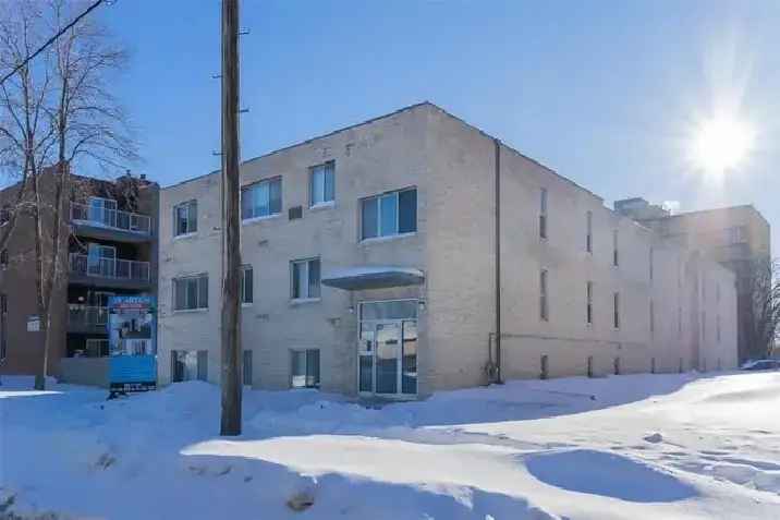 One Bedroom Apartment Suite for Rent in St Vital with Large Balconies