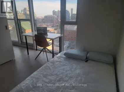 2 rooms apartment of 471 m² in Toronto