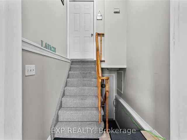 Legal Duplex in Barrie 5 Beds 2 Baths Income Potential