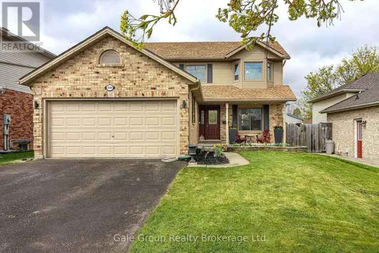 599 Lansdowne Woodstock Family Home Renovation