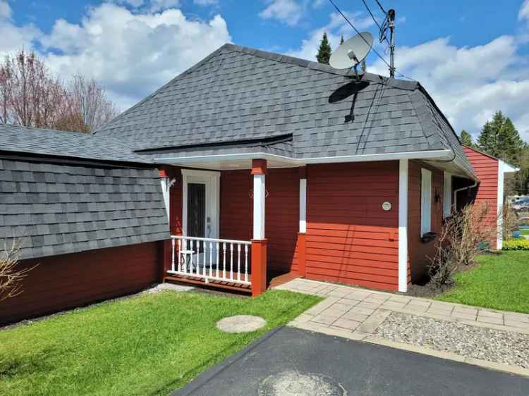 Bungalow for sale, 3011, Ch. du Domaine-Guindon, Sainte-Agathe-des-Monts - Proprio Direct