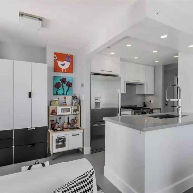 Luxury Yaletown Apartment Rental Marina View 2 Bed 2 Bath