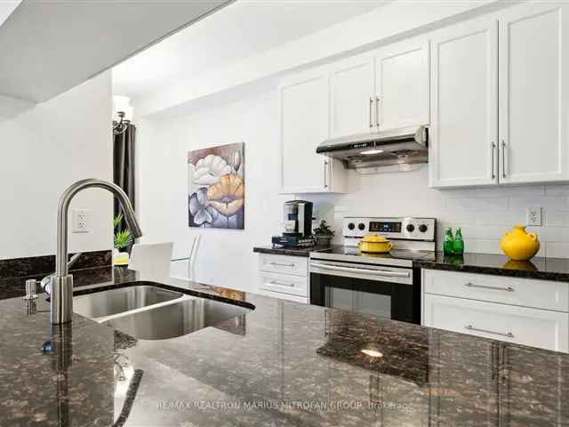 Stunning Updated Home Near Credit Valley Hospital